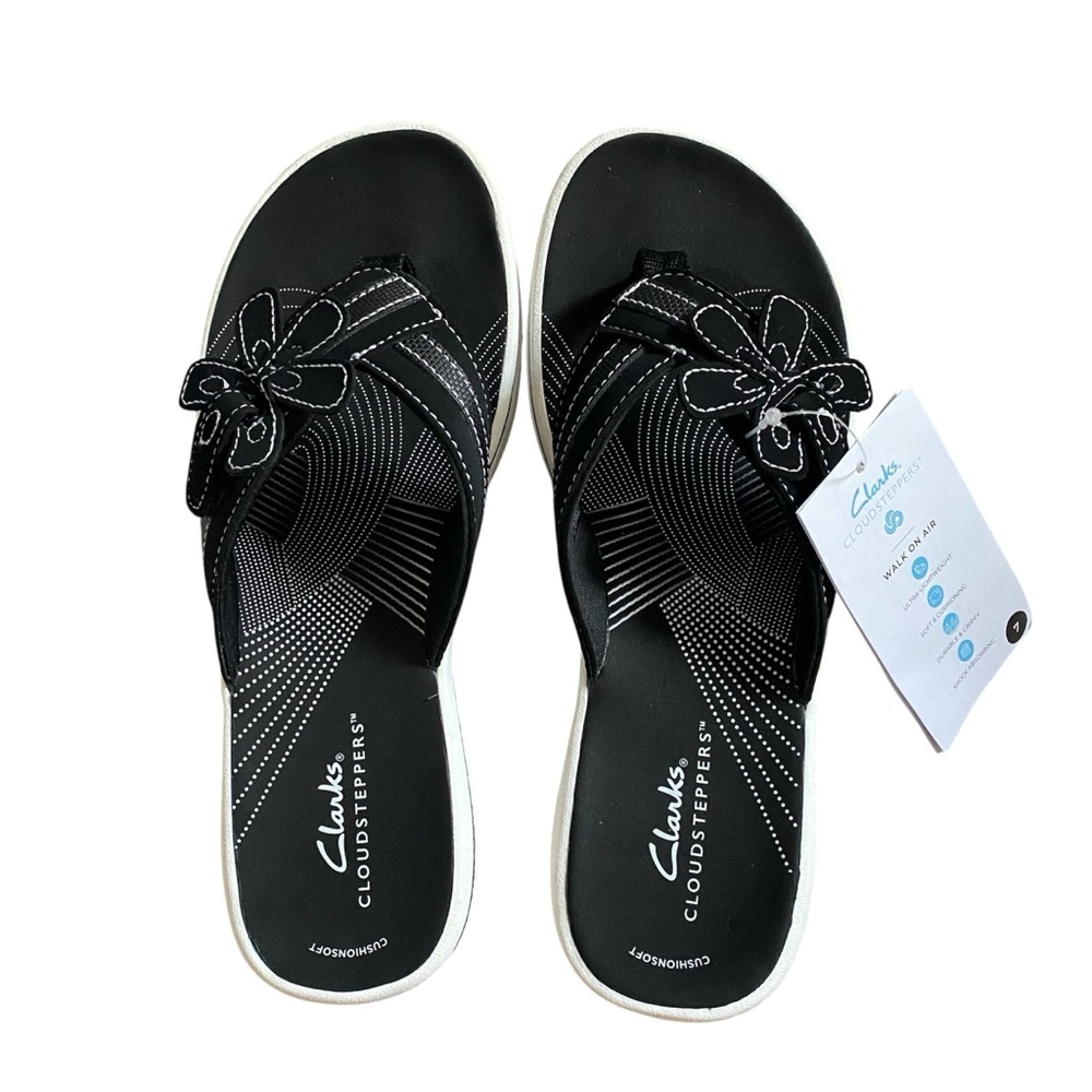 Clarks Women's Brinkley Florah Black and White Cloudsteppers Sandals Size 7